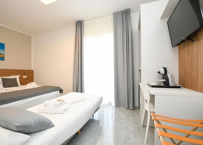 Ranalli Palace Pensjonat Peschiera del Garda
