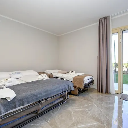 بيت ضيافة Ranalli Palace *