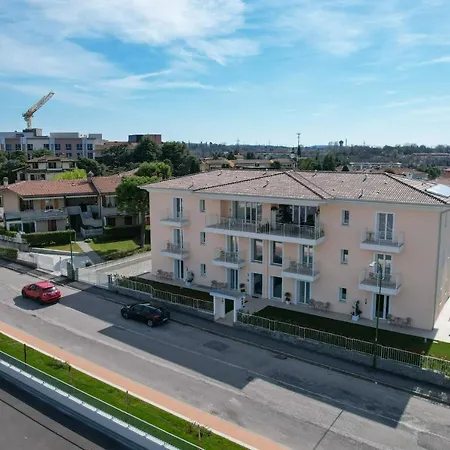 Ranalli Palace بسكييرا ديل غاردا