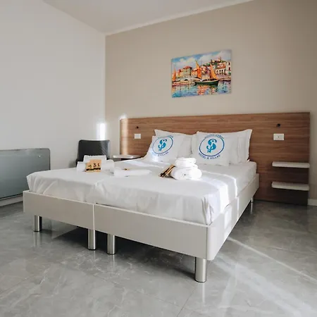 Ranalli Palace Peschiera del Garda