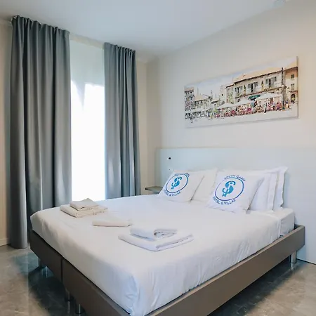 Gæstehus Ranalli Palace Peschiera del Garda