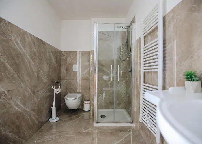 Ranalli Palace Pensión